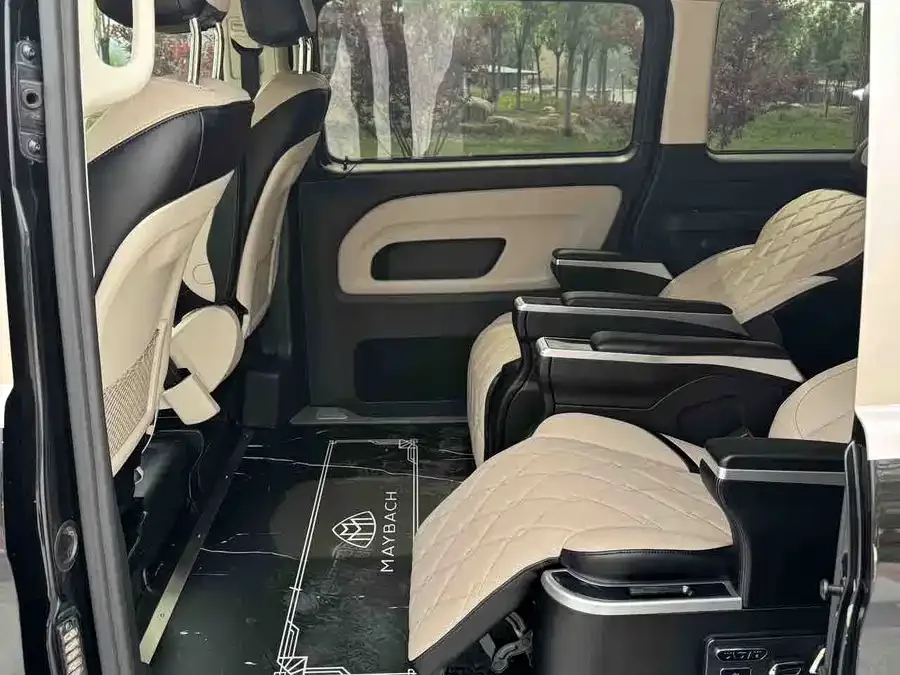 Mercedes-Benz Vito Vito 2021 2.0T Business Edition 7 Seaters 2022 — миниатюра 4