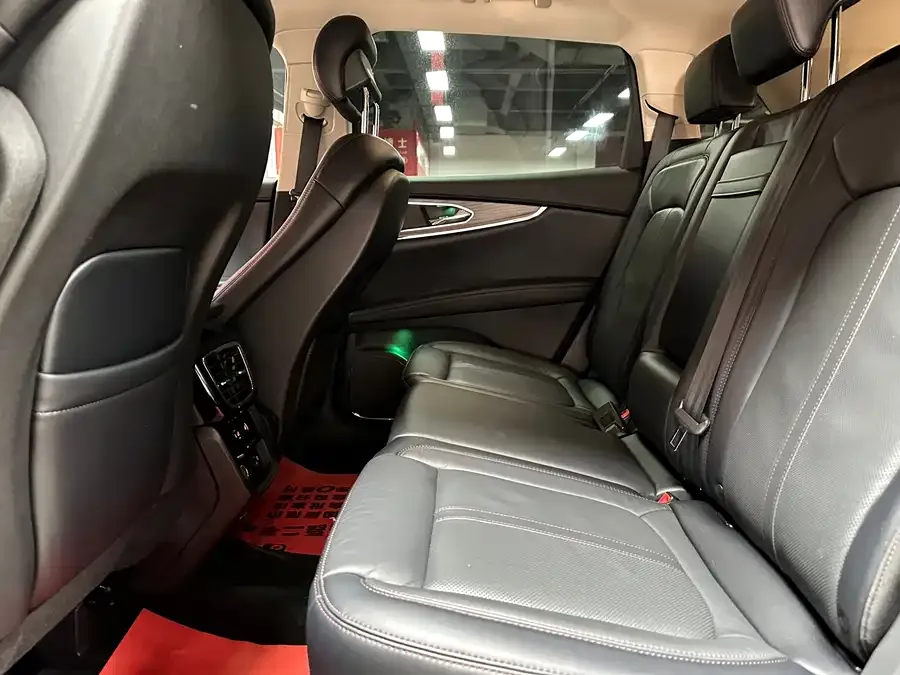 Lincoln Navigator Navigator 2021 2.7T 4WD Premium Edition 2023 — миниатюра 5
