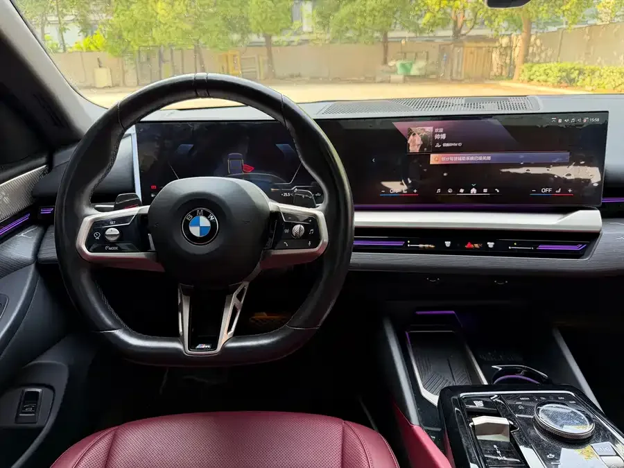 BMW 5 Series BMW 5 Series 2024 525Li M Sports Package 2024 — миниатюра 4