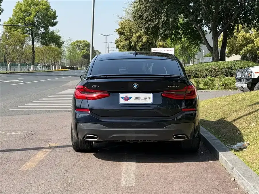 BMW 6 Series GT 2022 630i M Sport Package 2024 — миниатюра 2