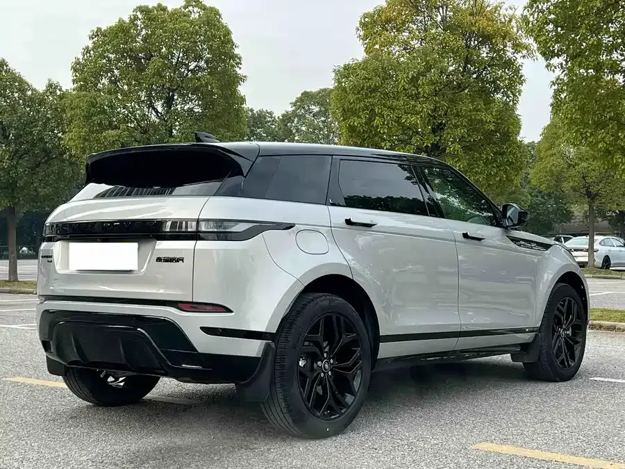 Land Rover Range Rover Aurora Range Rover Evoque 2022 Evoque L 249PS R-Dynamic Deluxe Edition 2023 — миниатюра 5