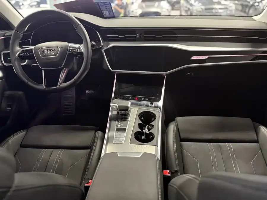 Audi A6 Audi A6 (Imported) 2024 Avant Avant 45 TFSI Selected Dynamic Edition 2024 — миниатюра 5