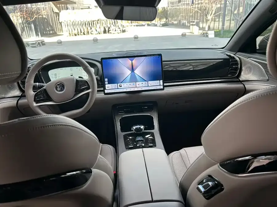 BYD Second-hand Han 2025 EV Smart Driving Edition 701KM LiDAR Flagship Model 2025 — миниатюра 2