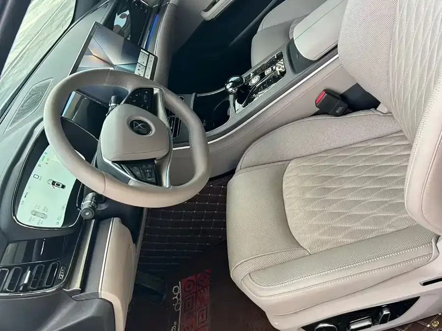 BYD Second-hand Han 2025 EV Smart Driving Edition 701KM LiDAR Flagship Model 2025 — миниатюра 4