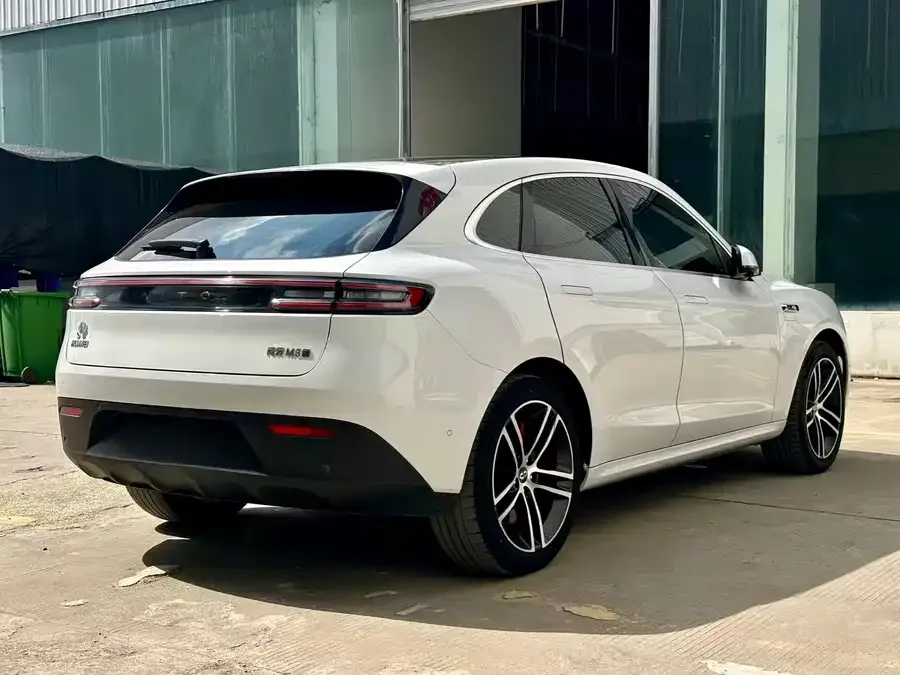 AITO M5 Wenjie M5 2023 pure electric four-wheel drive intelligent driving version 2023 — миниатюра 2