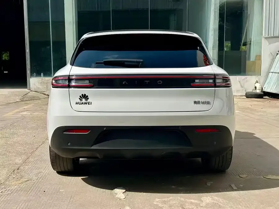AITO M5 Wenjie M5 2023 pure electric four-wheel drive intelligent driving version 2023 — миниатюра 4