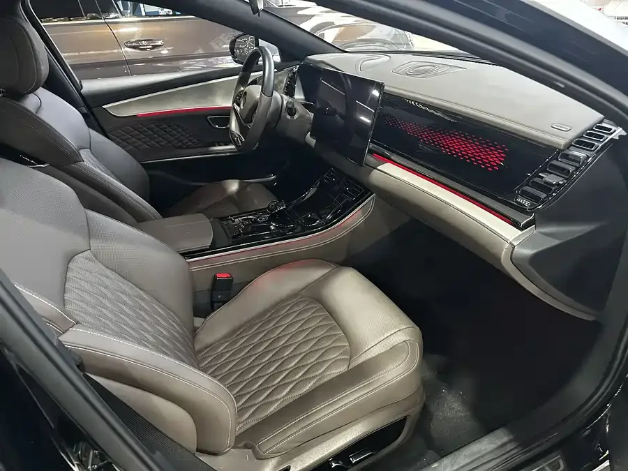 BYD Second-hand Han 2023 EV Champion Edition 506KM Front-wheel Drive Premium 2023 — миниатюра 3