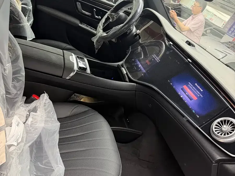 Mercedes-Benz EQS SUV Mercedes-Benz EQS SUV 2025 500 4MATIC 2026 — миниатюра 5