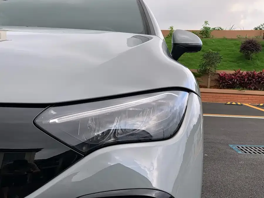 Mercedes-Benz EQE Mercedes-Benz EQE 2022 350 Pioneer Edition 2023 — миниатюра 4