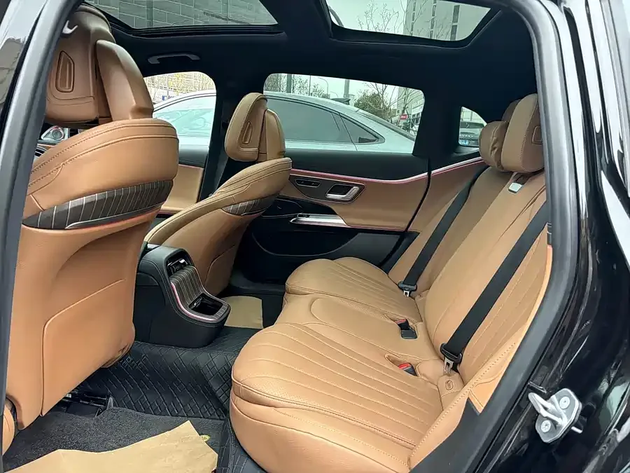 Mercedes-Benz E-Class Mercedes-Benz E-Class 2025 E 300 L Fashion Edition 2025 — миниатюра 4