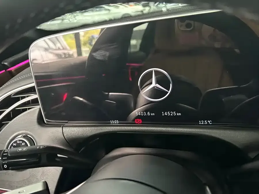 Mercedes-Benz E-Class Mercedes-Benz E-Class 2025 E 300 L Fashion Edition 2025 — миниатюра 5