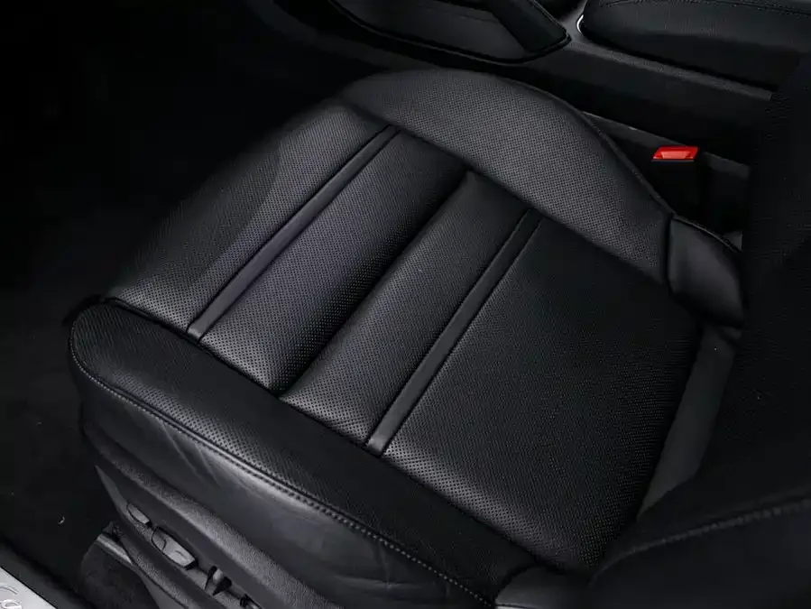 Porsche Cayenne New Energy Cayenne New Energy 2023 Cayenne E-Hybrid 2.0T 2023 — миниатюра 4