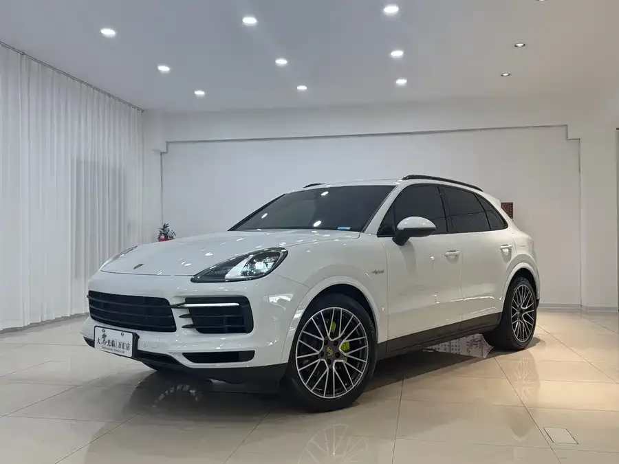 Porsche Cayenne New Energy 2022