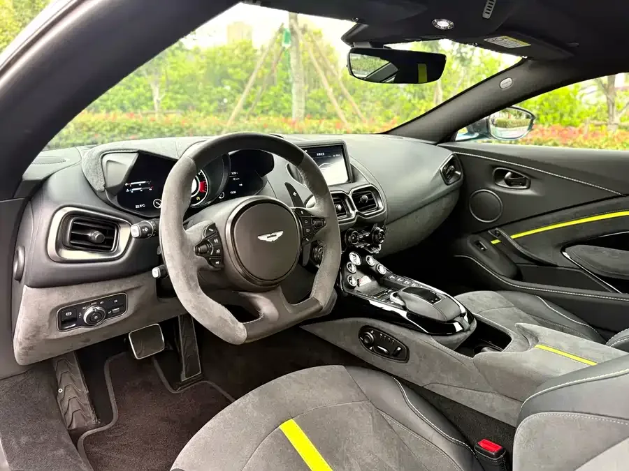 Aston Martin Vantage V8 Vantage 2022 4.0T V8 F1 Edition Coupe 2022 — миниатюра 4