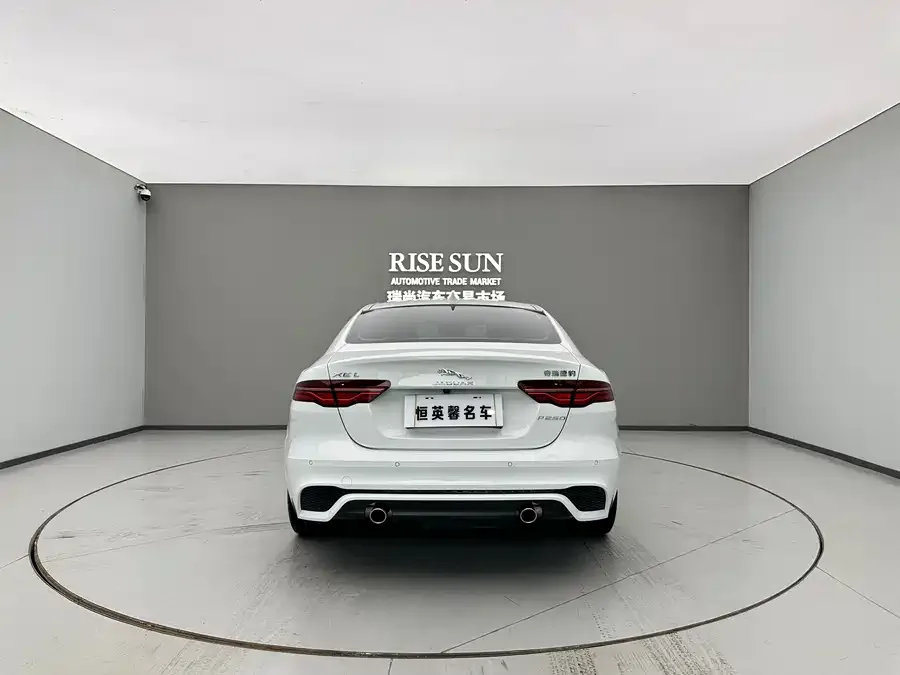 Jaguar XEL 2024 2.0T 250PS R-DYNAMIC S aggressive sports version 2024 — миниатюра 5