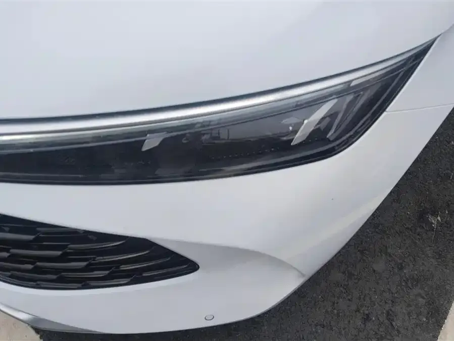 BYD Qin L Qin L 2024 DM-i 80KM Beyond Edition 2025 — миниатюра 5