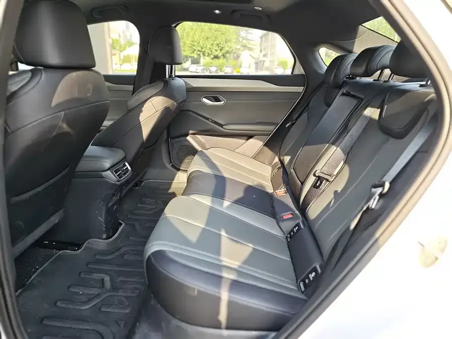 BYD Qin L Qin L 2025 EV 545KM Beyond Edition 2025 — миниатюра 3