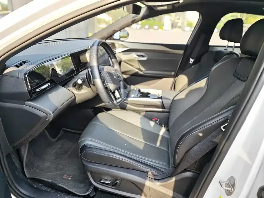 BYD Qin L Qin L 2025 EV 545KM Beyond Edition 2025 — миниатюра 5