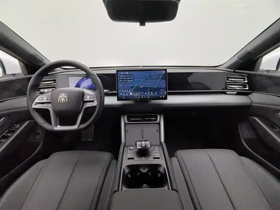 BYD Qin L Qin L 2025 DM-i Intelligent Driving Edition 80KM Leading Edition 2025 — миниатюра 2