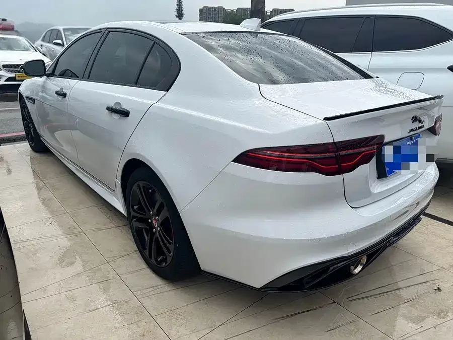Jaguar XEL 2023 2.0T 250PS R-DYNAMIC S aggressive sports version 2023 — миниатюра 4