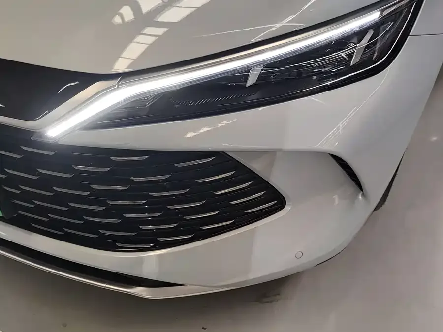 BYD Qin L Qin L 2024 DM-i 80KM Beyond Edition 2024 — миниатюра 3