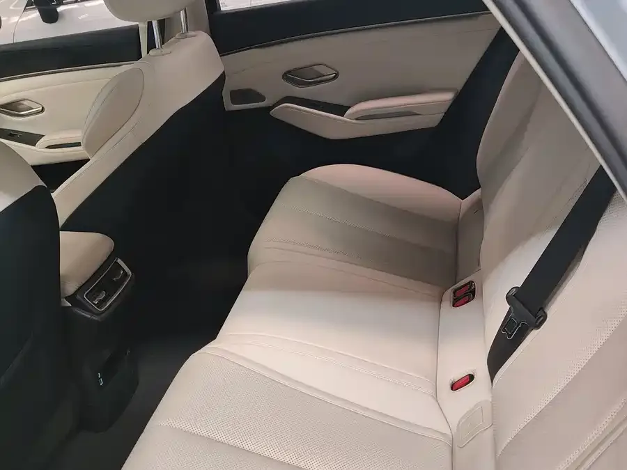 BYD Qin L Qin L 2024 DM-i 80KM Beyond Edition 2024 — миниатюра 5