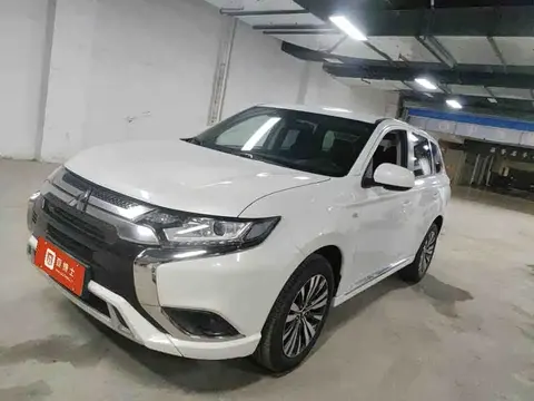 Mitsubishi Outlander 2023 buy in Moscow