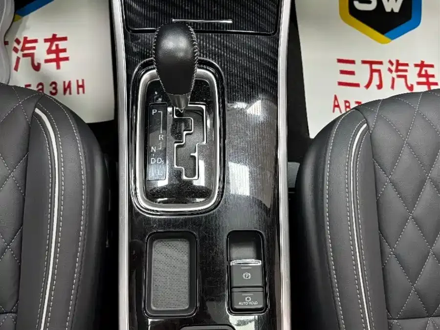 Mitsubishi Outlander Outlander 2021 2.0L 2WD Enjoy Edition 5 Seaters 2022 — миниатюра 4