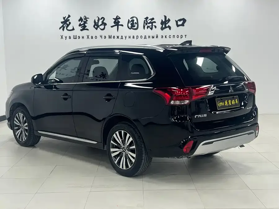 Mitsubishi Outlander Outlander 2021 2.0L 2WD Enjoy Edition 5 Seaters 2022 — миниатюра 2