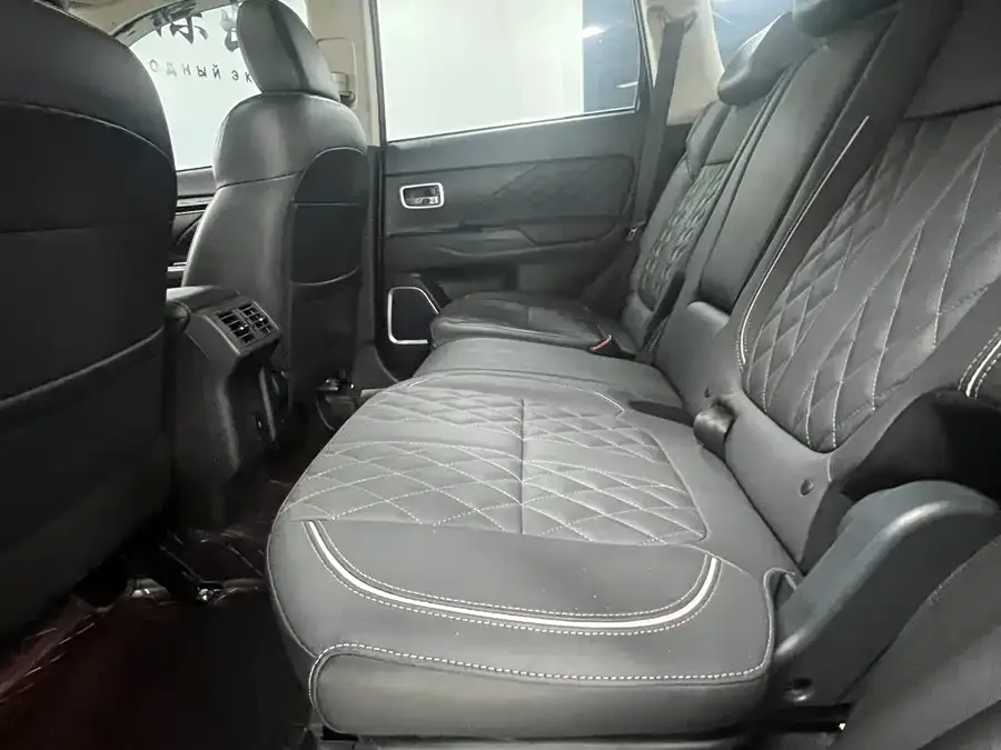 Mitsubishi Outlander Outlander 2021 2.0L 2WD Enjoy Edition 5 Seaters 2022 — миниатюра 4