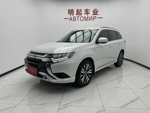 Mitsubishi Outlander 2023 buy in Moscow