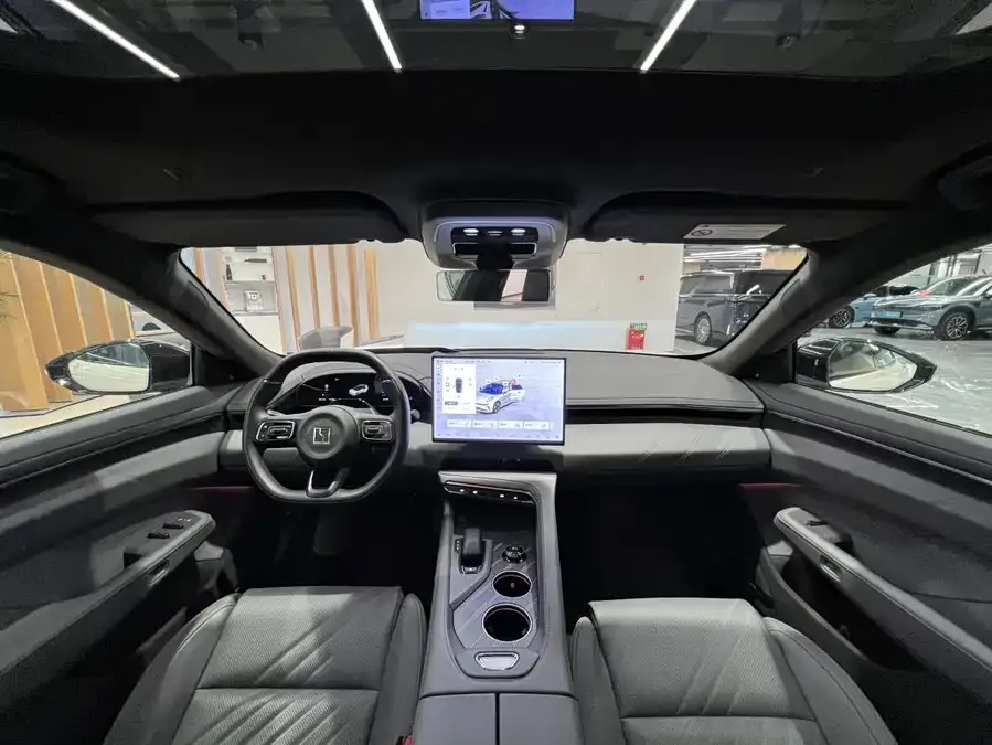 Zeekr 001 Zeekr 001 2025 YOU version 100kWh 4WD 2024 — миниатюра 4