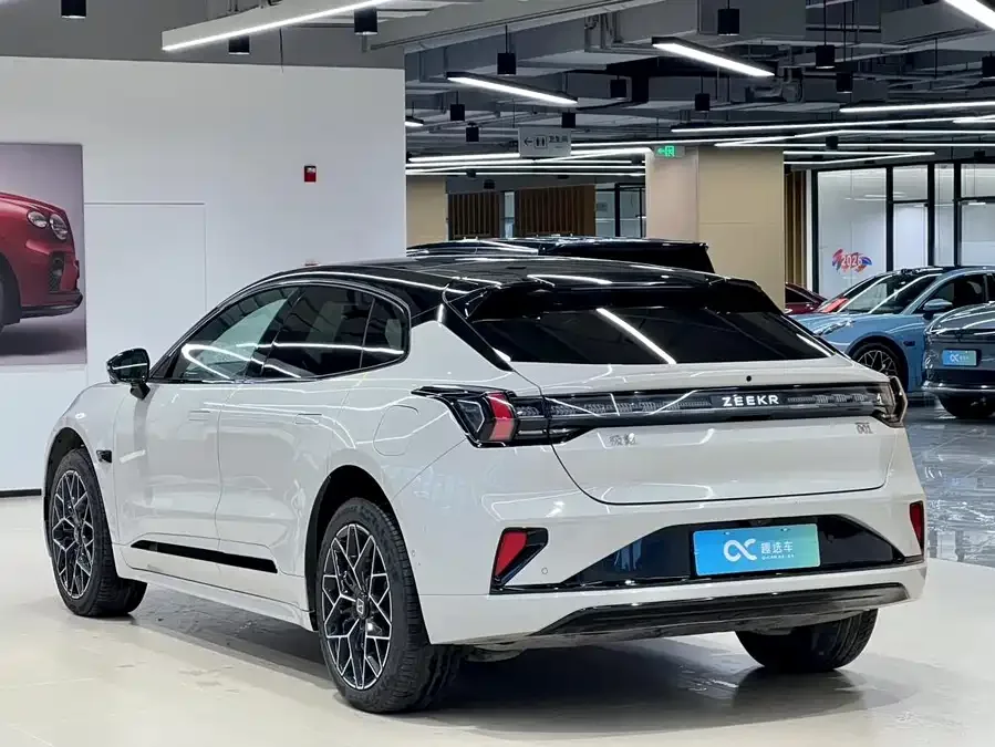 Zeekr 001 Zeekr 001 2025 YOU version 100kWh 4WD 2024 — миниатюра 5