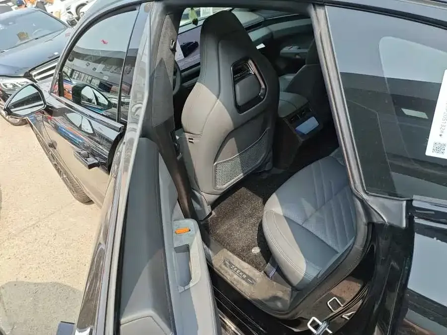 Zeekr 001 Zeekr 001 2025 ME version 100kWh 4WD 2025 — миниатюра 2
