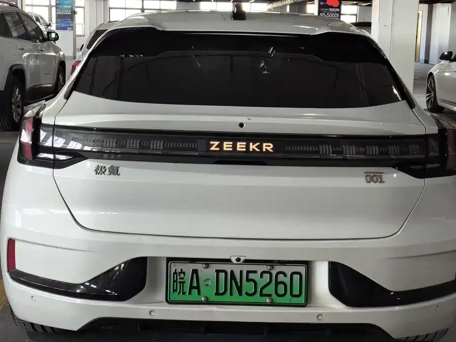 Zeekr 001 Zeekr 001 2022 Long-range Dual-motor WE Edition 2022 — миниатюра 4