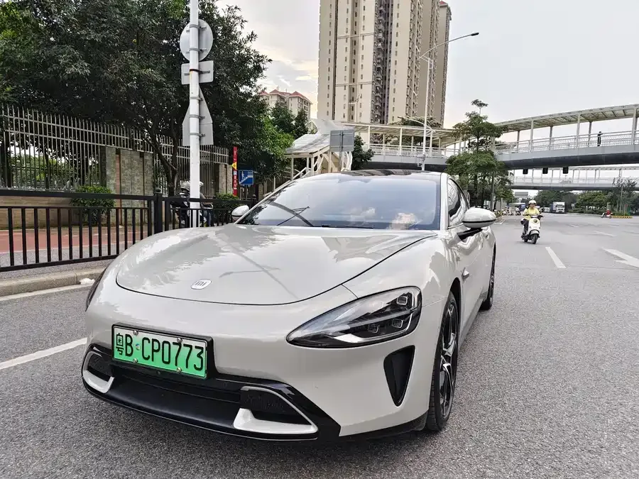 Xiaomi SU7 2024