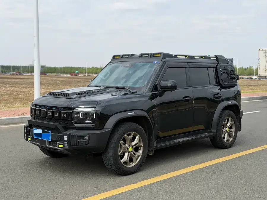 Jetour traveler Jetour Traveler 2023 2.0T 4WD Conquest 2024 — фото 1, купить с доставкой в Москву