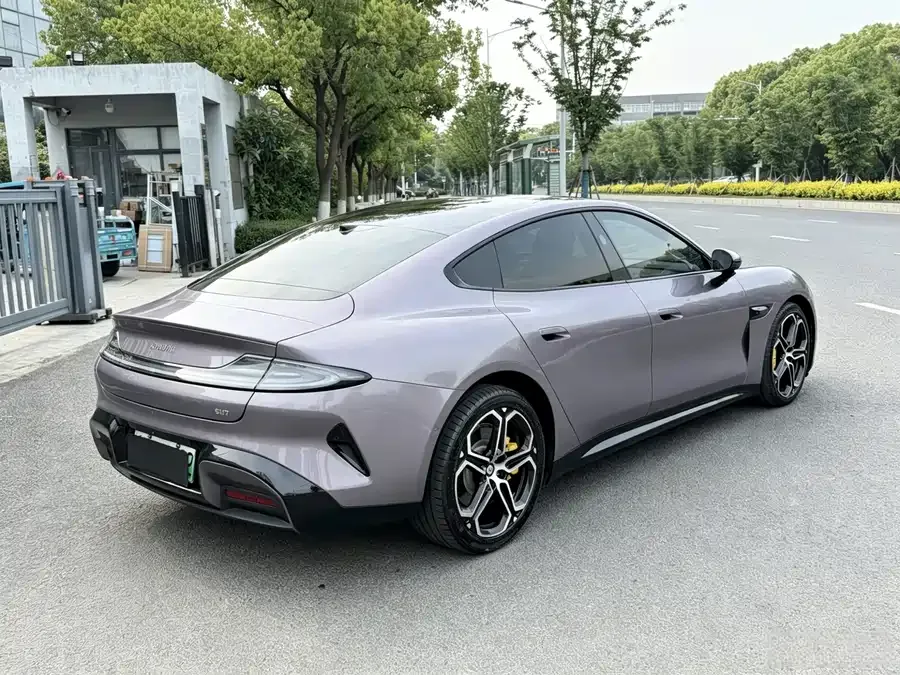 Xiaomi SU7 Xiaomi SU7 2024 rear-wheel drive long-range smart driving version 2025 — миниатюра 5