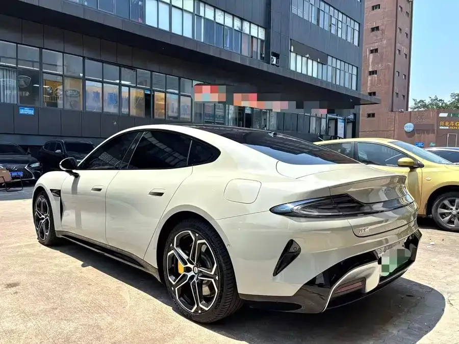Xiaomi SU7 Xiaomi SU7 2024 rear-wheel drive long-range smart driving version 2024 — миниатюра 5