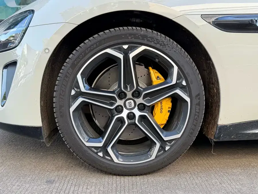 Xiaomi SU7 Xiaomi SU7 2024 rear-wheel drive standard founding edition 2026 — миниатюра 2
