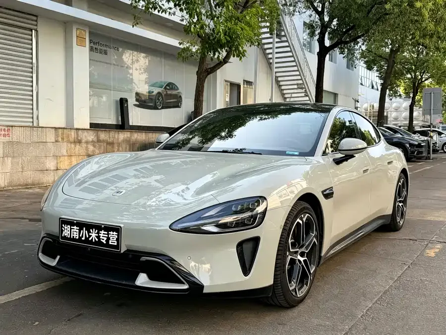 Xiaomi SU7 Xiaomi SU7 2024 rear-wheel drive standard founding edition 2026 — фото 1, купить с доставкой в Москву