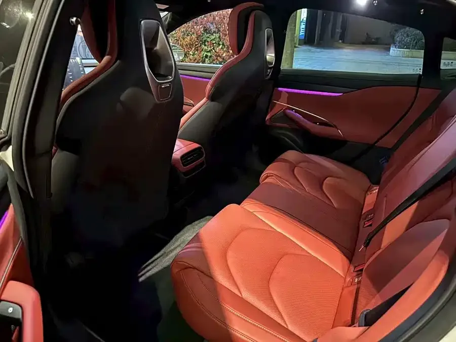 Xiaomi SU7 Xiaomi SU7 2024 rear-wheel drive long-range smart driving version 2024 — миниатюра 3