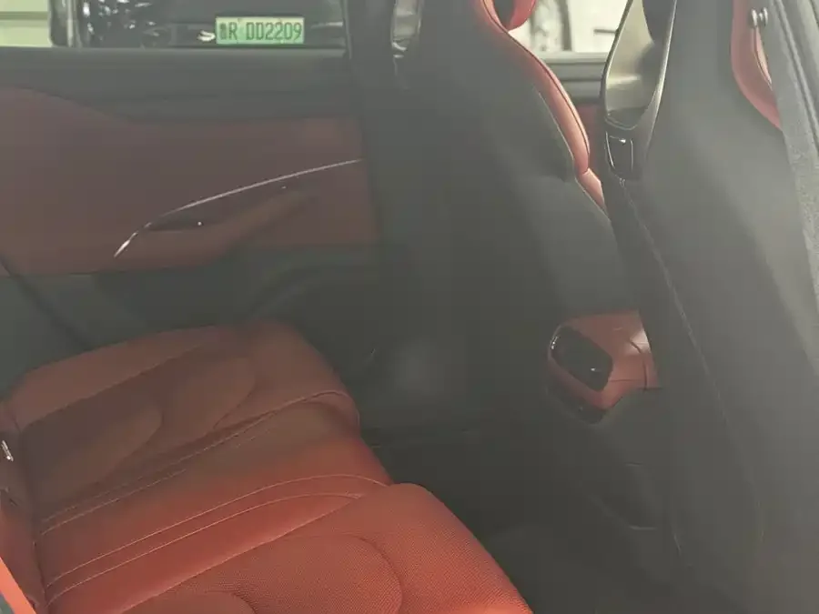 Xiaomi SU7 Xiaomi SU7 2024 rear-wheel drive long-range smart driving version 2025 — миниатюра 5