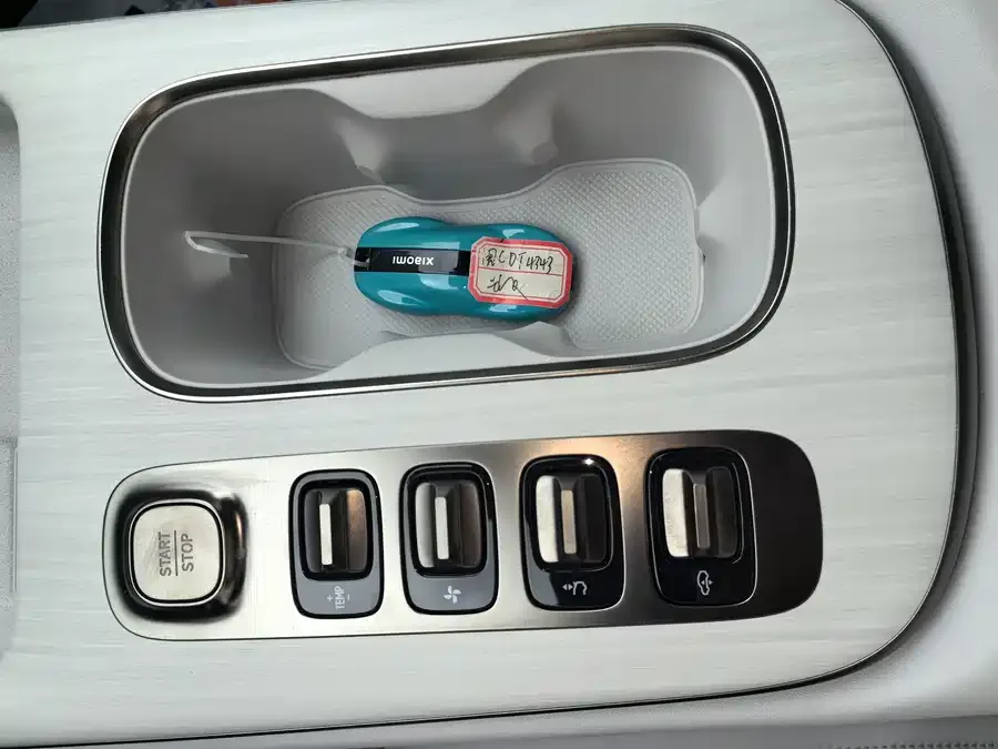 Xiaomi SU7 Xiaomi SU7 2024 four-wheel drive ultra-long battery life high-end intelligent driving Max version 2024 — миниатюра 4