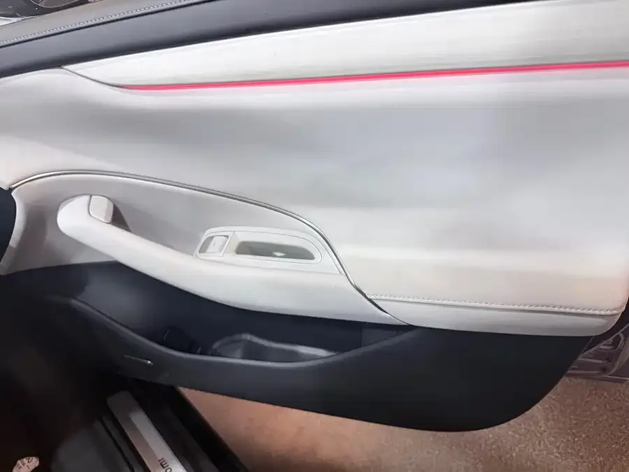 Xiaomi SU7 Xiaomi SU7 2024 rear-wheel drive long-range smart driving version 2024 — миниатюра 2