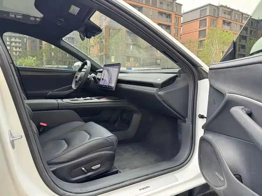 Xiaomi SU7 Xiaomi SU7 2024 rear-wheel drive standard founding edition 2025 — миниатюра 4