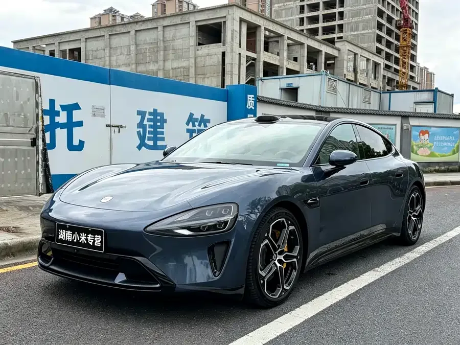 Xiaomi SU7 2025