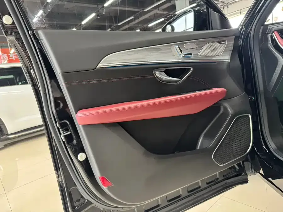 Jetour X70 PRO JETOUR X70 PRO 2023 1.5T DCT Comfort Edition 7 Seaters 2023 — миниатюра 2