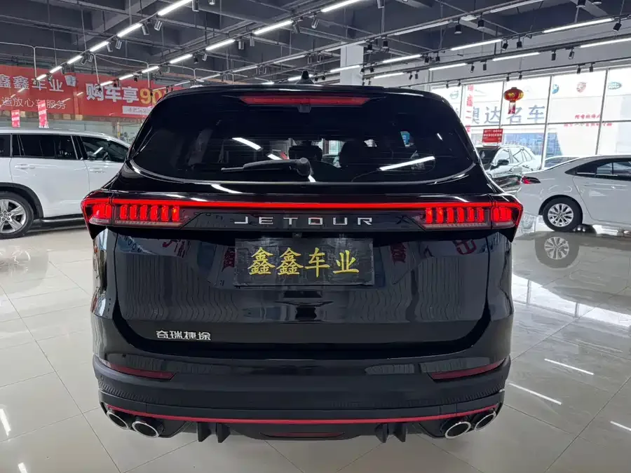 Jetour X70 PRO JETOUR X70 PRO 2023 1.5T DCT Comfort Edition 7 Seaters 2023 — миниатюра 4
