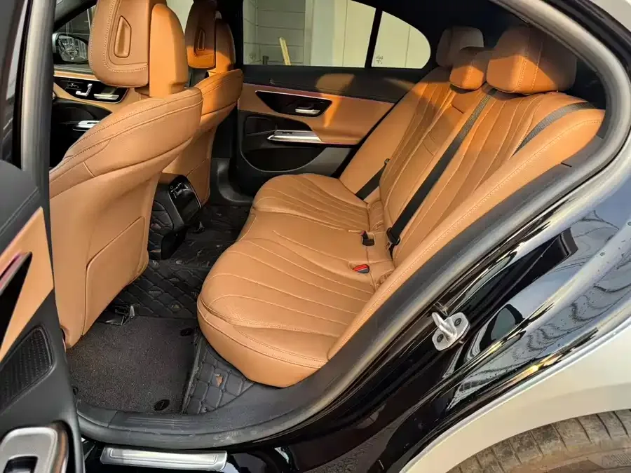 Mercedes-Benz E-Class Mercedes-Benz E-Class (Imported) 2024 E 260 Sports Edition 2024 — миниатюра 4